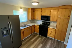 621 Brookdale Rd E, Tacoma, WA 98445 - Photo 6