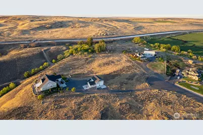 21190 NE Division.4 Road, Soap Lake, WA 98851 - Photo 8