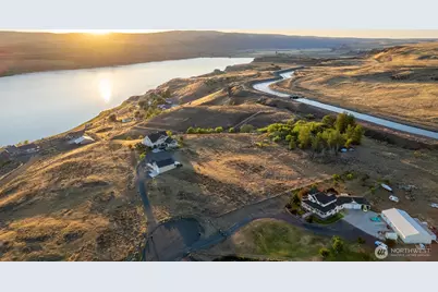 21190 NE Division.4 Road, Soap Lake, WA 98851 - Photo 12