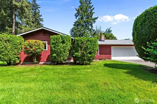 1637 105th St S, Tacoma, WA 98444 - Photo 2