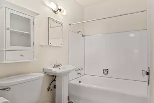 220 W Olympic Pl, Seattle, WA 98119 - Photo 20