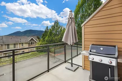 23300 SE Black Nugget Road #M2, Issaquah, WA 98029 - Photo 28