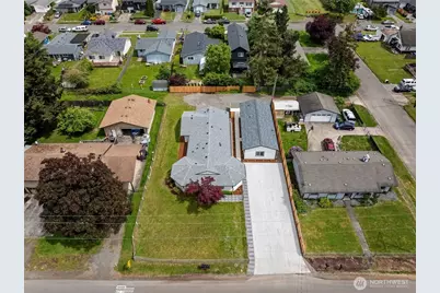 8827 A E D Street #1, Tacoma, WA 98445 - Photo 32