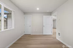 8827 A E D St, Tacoma, WA 98445 - Photo 18