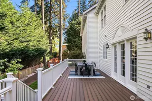2400 100th Ave NE, Bellevue, WA 98004 - Photo 24