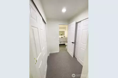 9302 Redmond Woodinville Rd NE #206, Redmond, WA 98052 - Photo 6