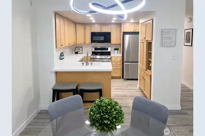 9302 Redmond Woodinville Rd NE #206, Redmond, WA 98052 - Photo 18