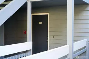 9302 Redmond Woodinville Rd NE, Redmond, WA 98052 - Photo 32