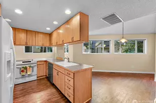 2188 E Birch St, Bellingham, WA 98229 - Photo 12