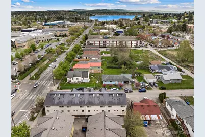 9011 46th Avenue S #B, Seattle, WA 98118 - Photo 28