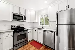 9011 46th Ave S, Seattle, WA 98118 - Photo 8