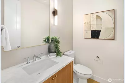 3250 29th Avenue W, Seattle, WA 98199 - Photo 22