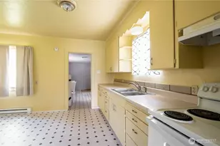 3103 Sumner Ave, Hoquiam, WA 98550 - Photo 2