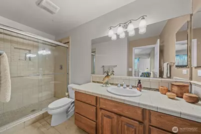 10823 Seaview Drive, Anderson Island, WA 98303 - Photo 32
