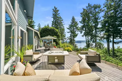 10823 Seaview Drive, Anderson Island, WA 98303 - Photo 36