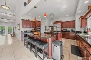 10823 Seaview Dr, Anderson Island, WA 98303 - Photo 18