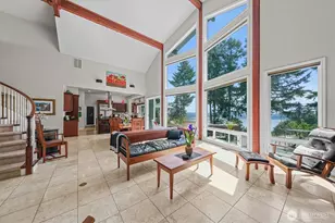 10823 Seaview Dr, Anderson Island, WA 98303 - Photo 14