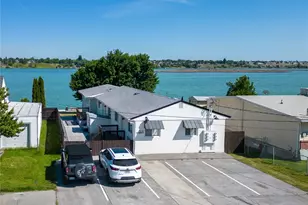 3013 W Lakeside Dr, Moses Lake, WA 98837 - Photo 2