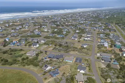 407 N Bel Air Loop SW, Ocean Shores, WA 98569 - Photo 32