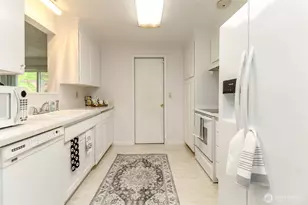 5710 N 12th St, Tacoma, WA 98406 - Photo 12