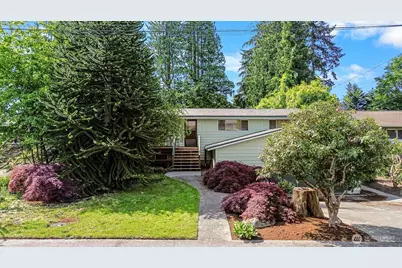 4218 192nd Place SW, Lynnwood, WA 98036 - Photo 2
