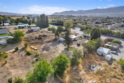1981 Grant Road, East Wenatchee, WA 98802 - Photo 6