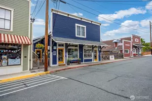 10 NW Front St, Coupeville, WA 98239 - Photo 4