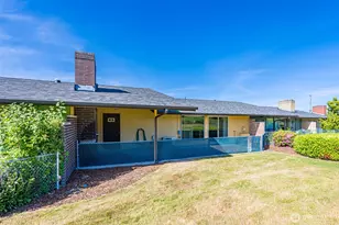 1301 S 3rd Ave, Sequim, WA 98382 - Photo 12