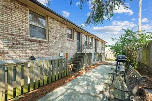 3604 Beach Dr SW, Seattle, WA 98116 - Photo 26