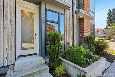 4354 6th Avenue NW, Seattle, WA 98107 - Photo 2