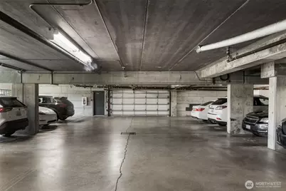 145 105th Avenue SE #25, Bellevue, WA 98004 - Photo 24