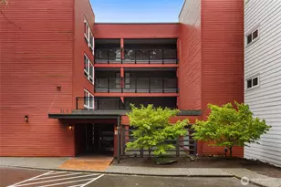 145 105th Ave SE, Bellevue, WA 98004 - Photo 2