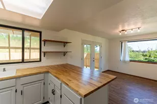 63 E Arnette Rd, Port Angeles, WA 98362 - Photo 16