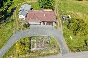 63 E Arnette Rd, Port Angeles, WA 98362 - Photo 2