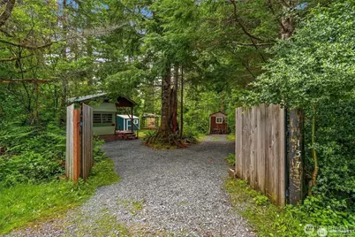 137 Paradise Drive, Ashford, WA 98304 - Photo 16