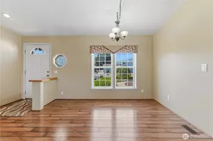 1808 Heritage Dr, Wenatchee, WA 98801 - Photo 2