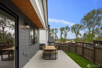 9416 Olson Place SW, Seattle, WA 98106 - Photo 36