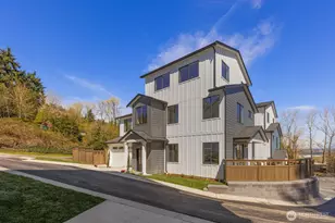 9416 Olson Pl SW, Seattle, WA 98106 - Photo 2