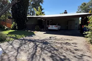 7949 20th Ave SW, Seattle, WA 98106 - Photo 2