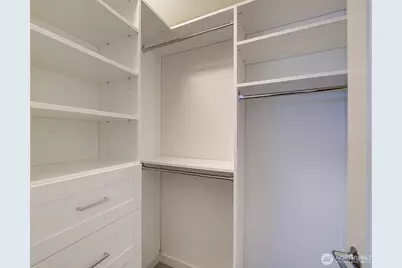 8319 25th Avenue NW, Seattle, WA 98117 - Photo 22