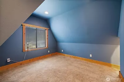 401 7th Street NW, Puyallup, WA 98371 - Photo 18