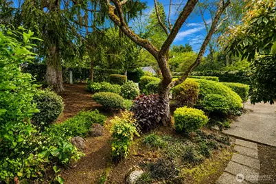 7611 NE 8th Street, Medina, WA 98039 - Photo 4