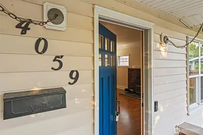 4059 Tacoma Avenue S, Tacoma, WA 98418 - Photo 2