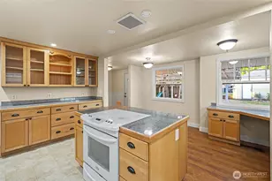 4059 Tacoma Ave S, Tacoma, WA 98418 - Photo 12
