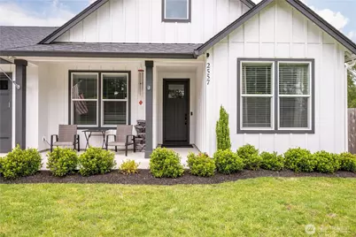 2557 48th Avenue, Longview, WA 98632 - Photo 2