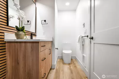 11647 Beacon Avenue S, Seattle, WA 98178 - Photo 8
