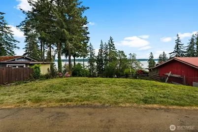 821 E Treasure Island Drive, Allyn, WA 98524 - Photo 8