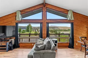 5 Parkway Street W, Omak, WA 98841 - Photo 8
