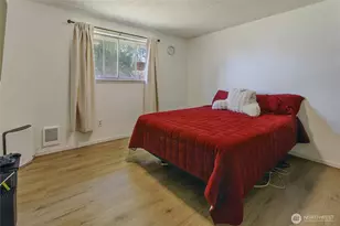 759 134th St S, Tacoma, WA 98444 - Photo 16