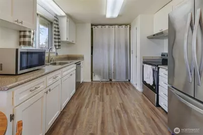759 134th Street S, Tacoma, WA 98444 - Photo 6